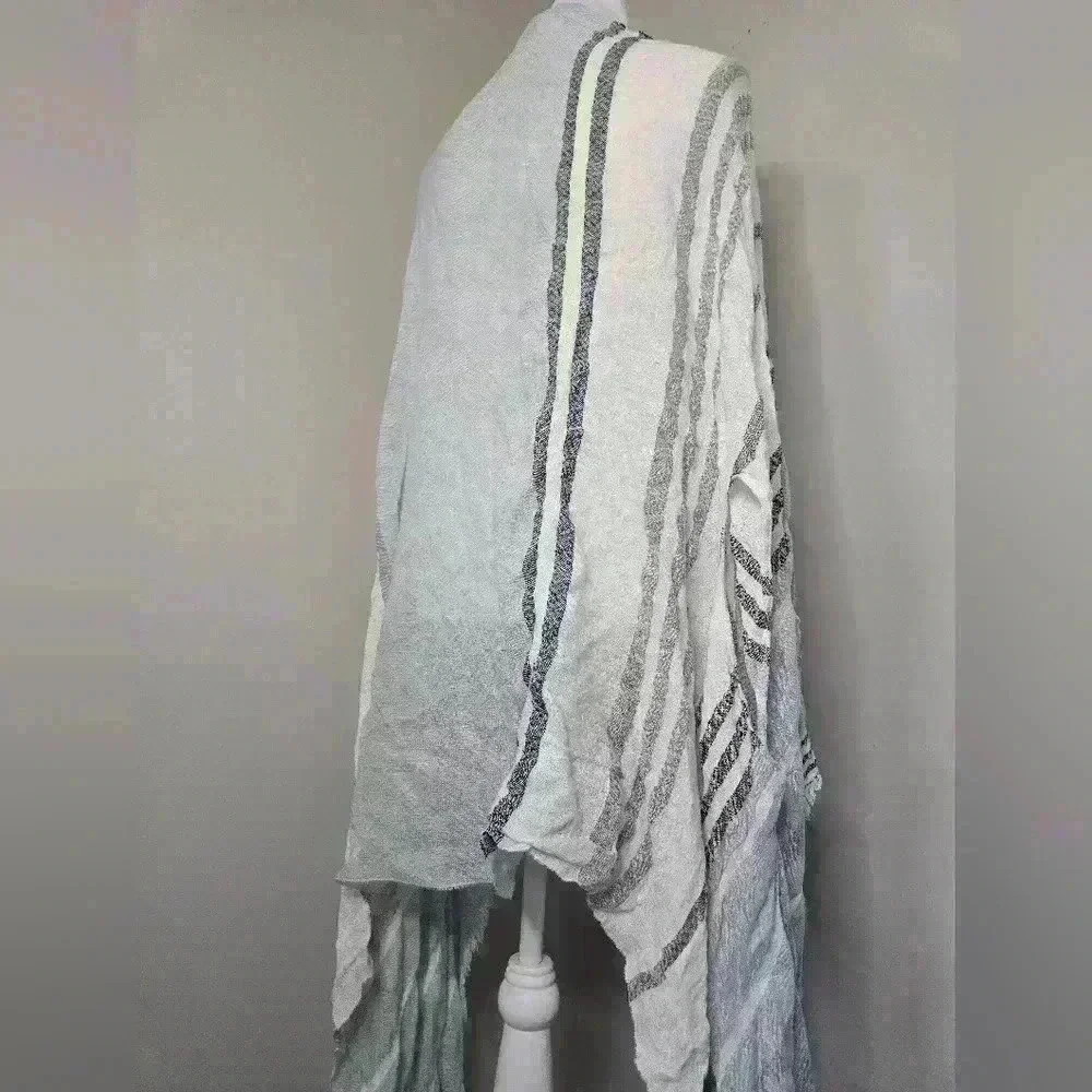 Zighilli Kimono / Shawl / Wrap - One Size
